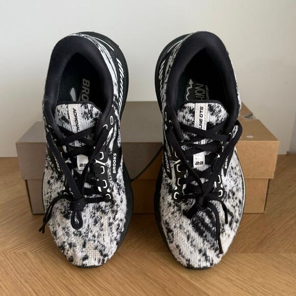 Brooks Adrenaline GTS 23 White/Black Women Running Sneakers - SZ 8 - Picture 8 of 13